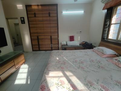 Bedroom Image of 1665 Sq.ft 4 BHK Independent House for sale in Satellite Ahmedabad for Rs. 45000000