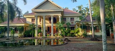 Image of 10000 Sq.ft 4 BHK Independent House for sale in Kolazhy, Thrissur for Rs. 70000000