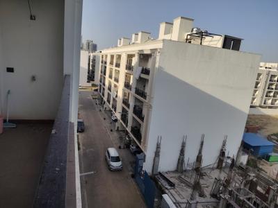 Balcony Image of 1600 Sq.ft 3 BHK Builder Floor for rent in Raj One Good Earth, Sector 71 Gurgaon for Rs. 45000