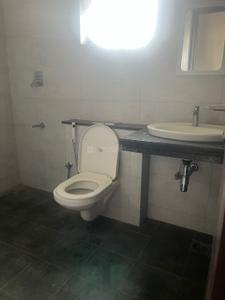 Bathroom Image of 1824 Sq.ft 3 BHK Villa for rent in Casagrand Amberley, Thazhambur Chennai for Rs. 42000