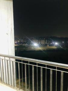 Balcony Image of 800 Sq.ft 2 BHK Apartment / Flat for rent in Amrapali Zodiac, Sector 120 Noida for Rs. 23000