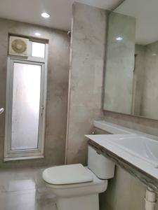 Common Bathroom Image of 1250 Sq.ft 3 BHK Apartment / Flat for sale in Hiranandani Canary, Hiranandani Estate Thane for Rs. 22000000