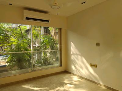 Bedroom Image of 1400 Sq.ft 3 BHK Apartment / Flat for sale in Parinee Liva Roca, Vile Parle West Mumbai for Rs. 70000000