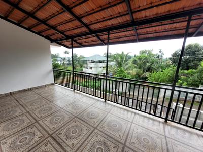 Balcony Image of 4500 Sq.ft 4 BHK Independent House for sale in Thevakkal Kochi for Rs. 35000000