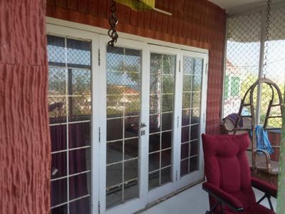 Balcony Image of 1100 Sq.ft 3 BHK Builder Floor for rent in Thiruvanmiyur Chennai for Rs. 58000