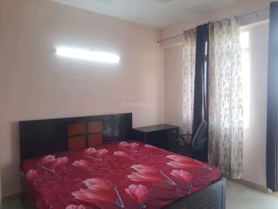 Bedroom Image of 800 Sq.ft 2 BHK Apartment / Flat for rent in Suncity Avenue 76, Sector 76 Gurgaon for Rs. 34000