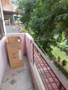 Balcony Image of 600 Sq.ft 2 BHK Builder Floor for rent in DDA LIG Flats Pocket E, Dilshad Garden New Delhi for Rs. 16000