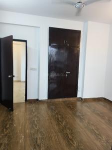 Bedroom Image of 1075 Sq.ft 2.5 BHK Apartment / Flat for sale in Amrapali Zodiac, Sector 120 Noida for Rs. 9500000