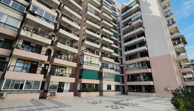 Image of 2400 Sq.ft 3.5 BHK Apartment / Flat for sale in Citizen Apartment, Sector 51, Gurgaon for Rs. 30000000
