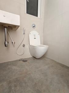 Bathroom Image of 950 Sq.ft 2 BHK Apartment / Flat for rent in Ashar Arize Tower B And C, Kalwa Thane for Rs. 40000
