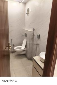 Image of 1350 Sq.ft 4 BHK Builder Floor for rent in Janakpuri, New Delhi for Rs. 50000