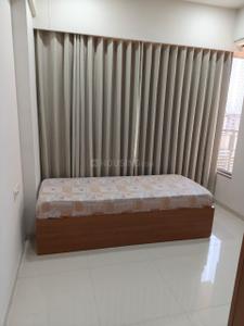 Bedroom Image of 1090 Sq.ft 3 BHK Apartment / Flat for rent in Dutt Avalon, Tragad Ahmedabad for Rs. 32000