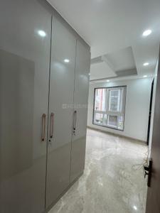 Bedroom Image of 1125 Sq.ft 3 BHK Builder Floor for rent in Chittaranjan Park New Delhi for Rs. 75000