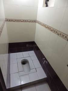 Bathroom Image of 900 Sq.ft 2 BHK Builder Floor for rent in Cidco Aurangabad for Rs. 16000