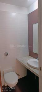 Bathroom Image of 800 Sq.ft 2 BHK Apartment / Flat for sale in Nahar Amrit Shakti, Powai Mumbai for Rs. 22500000