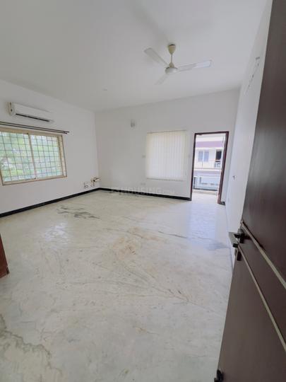 Independent villa Bedroom 1
