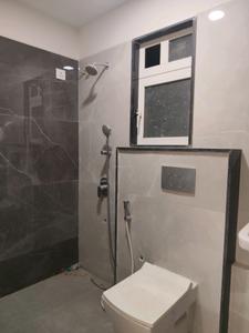 Common Bathroom Image of 804 Sq.ft 2 BHK Apartment / Flat for rent in Dynamix Divum, Malad East Mumbai for Rs. 75000