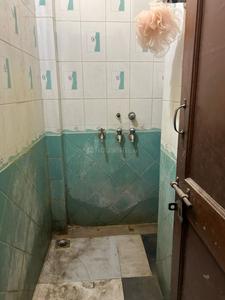 Bathroom Image of 650 Sq.ft 1 BHK Independent House for rent in Alpha II Greater Noida for Rs. 15000