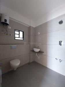 Bathroom Image of 1350 Sq.ft 3 BHK Apartment / Flat for sale in Amardeep Sky, Harni Vadodara for Rs. 8000000