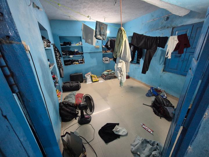 Suresh illam Bedroom 1