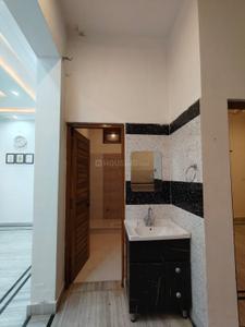 Bathroom Image of 2500 Sq.ft 3 BHK Independent House for rent in Vikasnagar Dehradun for Rs. 17000