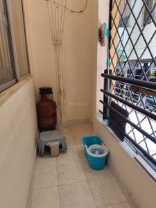 Bathroom Image of 600 Sq.ft 1 BHK Apartment / Flat for rent in Kaggadasapura Bengaluru for Rs. 20000