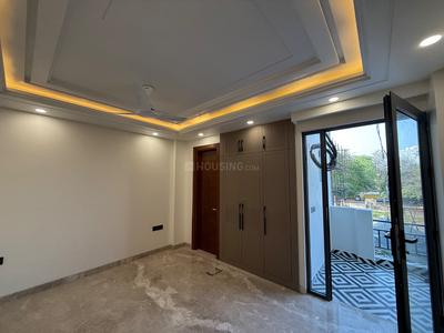 Bedroom Image of 2500 Sq.ft 3 BHK Builder Floor for sale in BPTP Parklands Pride, Sector 77 Faridabad for Rs. 25000000