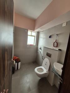 Bathroom Image of 1550 Sq.ft 2 BHK Apartment / Flat for rent in Matigara Siliguri for Rs. 31000