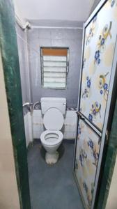 Bathroom Image of 360 Sq.ft 1 RK Apartment / Flat for rent in Kurla East Mumbai for Rs. 32000