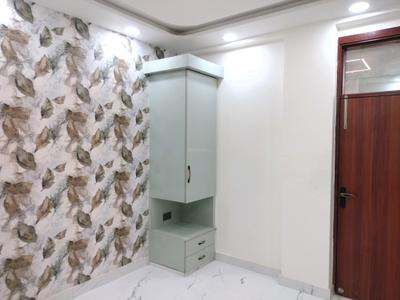 Bedroom Image of 766 Sq.ft 3 BHK Builder Floor for sale in Chandra Park New Delhi for Rs. 8500000