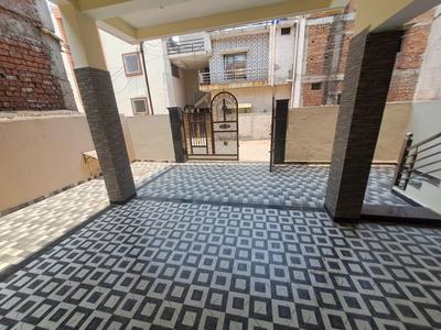 Balcony Image of 1400 Sq.ft 2 BHK Builder Floor for rent in Shankar Nagar Raipur for Rs. 13000
