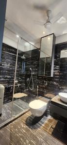 Bathroom Image of 4230 Sq.ft 5 BHK Apartment / Flat for sale in Supreme Epitome, Chembur Mumbai for Rs. 180000000