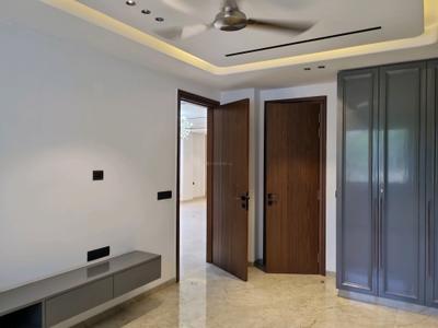 Bedroom Image of 2250 Sq.ft 4 BHK Builder Floor for sale in DDA Residential Flats, Sector 8 Dwarka New Delhi for Rs. 30000000