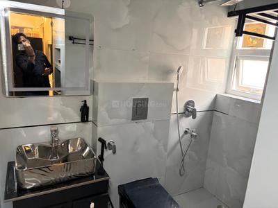 Image of 1400 Sq.ft 2 BHK Apartment / Flat for rent in DDA Sector Pocket B C, Vasant Kunj, New Delhi for Rs. 75000