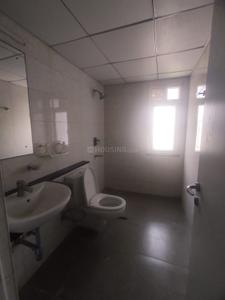 Bathroom Image of 2500 Sq.ft 4 BHK Apartment / Flat for rent in Shapoorji Pallonji Parkwest, Jagajeevanram Nagar Bengaluru for Rs. 130000