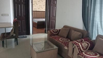 Living Room Image of 607 Sq.ft 1.5 BHK Apartment / Flat for rent in Prateek Grand City, Siddharth Vihar Ghaziabad for Rs. 26000