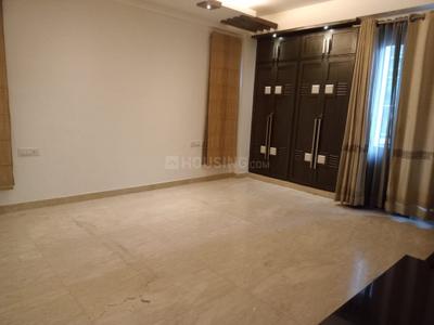 Bedroom Image of 4500 Sq.ft 4 BHK Builder Floor for rent in Maharani Bagh New Delhi for Rs. 340000