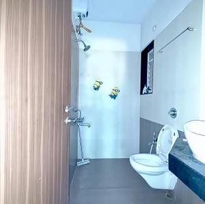 Image of 950 Sq.ft 2 BHK Apartment / Flat for rent in Rustomjee Urbania, Thane West, Thane for Rs. 38000