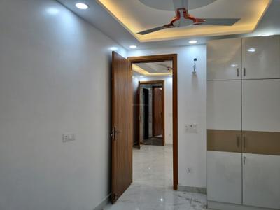 Bedroom Image of 600 Sq.ft 2 BHK Apartment / Flat for sale in Nawada New Delhi for Rs. 3950000