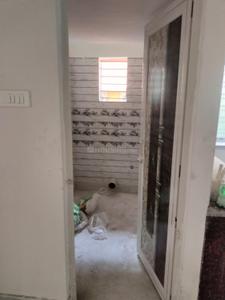 Bathroom Image of 850 Sq.ft 2 BHK Apartment / Flat for sale in Tollygunge Kolkata for Rs. 2700000