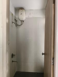 Common Bathroom Image of 495 Sq.ft 1 BHK Apartment / Flat for sale in Lodha Casa Rio Gold, Palava Phase 1 Thane for Rs. 3300000