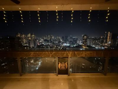 Balcony Image of 4000 Sq.ft 6 BHK Apartment / Flat for sale in Transcon Flora Heights, Andheri West Mumbai for Rs. 130000000