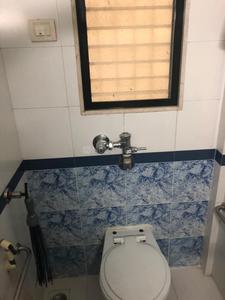 Bathroom Image of 900 Sq.ft 2 BHK Apartment / Flat for sale in Shiv Gauri Apartment, Malad West Mumbai for Rs. 17500000