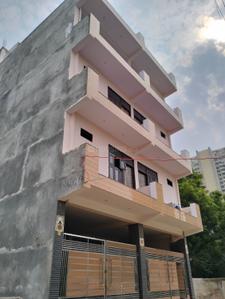 Image of 800 Sq.ft 1.5 BHK Apartment / Flat for rent in Sector 110, Gurgaon for Rs. 13000