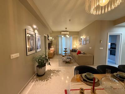 Living Room Image of 2350 Sq.ft 3.5 BHK Apartment / Flat for rent in DLF One Midtown, Karampura New Delhi for Rs. 90000