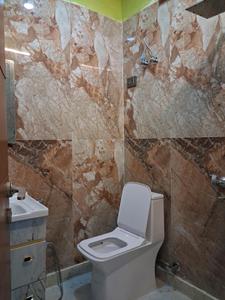 Common Bathroom Image of 950 Sq.ft 2 BHK Apartment / Flat for sale in Skyline Dev Infra, Sector 49 Noida for Rs. 4500000