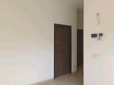 Living Room Image of 2906 Sq.ft 3 BHK Apartment / Flat for sale in BPTP Amstoria , Sector 102 Gurgaon for Rs. 27500000