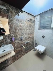 Bathroom Image of 1300 Sq.ft 2 BHK Apartment / Flat for rent in Transport Nagar Lucknow for Rs. 19000
