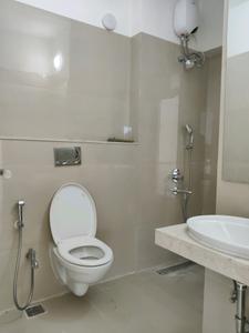 Common Bathroom Image of 1150 Sq.ft 3 BHK Apartment / Flat for rent in Kalpataru Elitus, Mulund West Mumbai for Rs. 84000