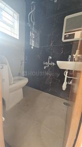 Bathroom Image of 850 Sq.ft 1 BHK Apartment / Flat for rent in BTM Layout Bengaluru for Rs. 30000